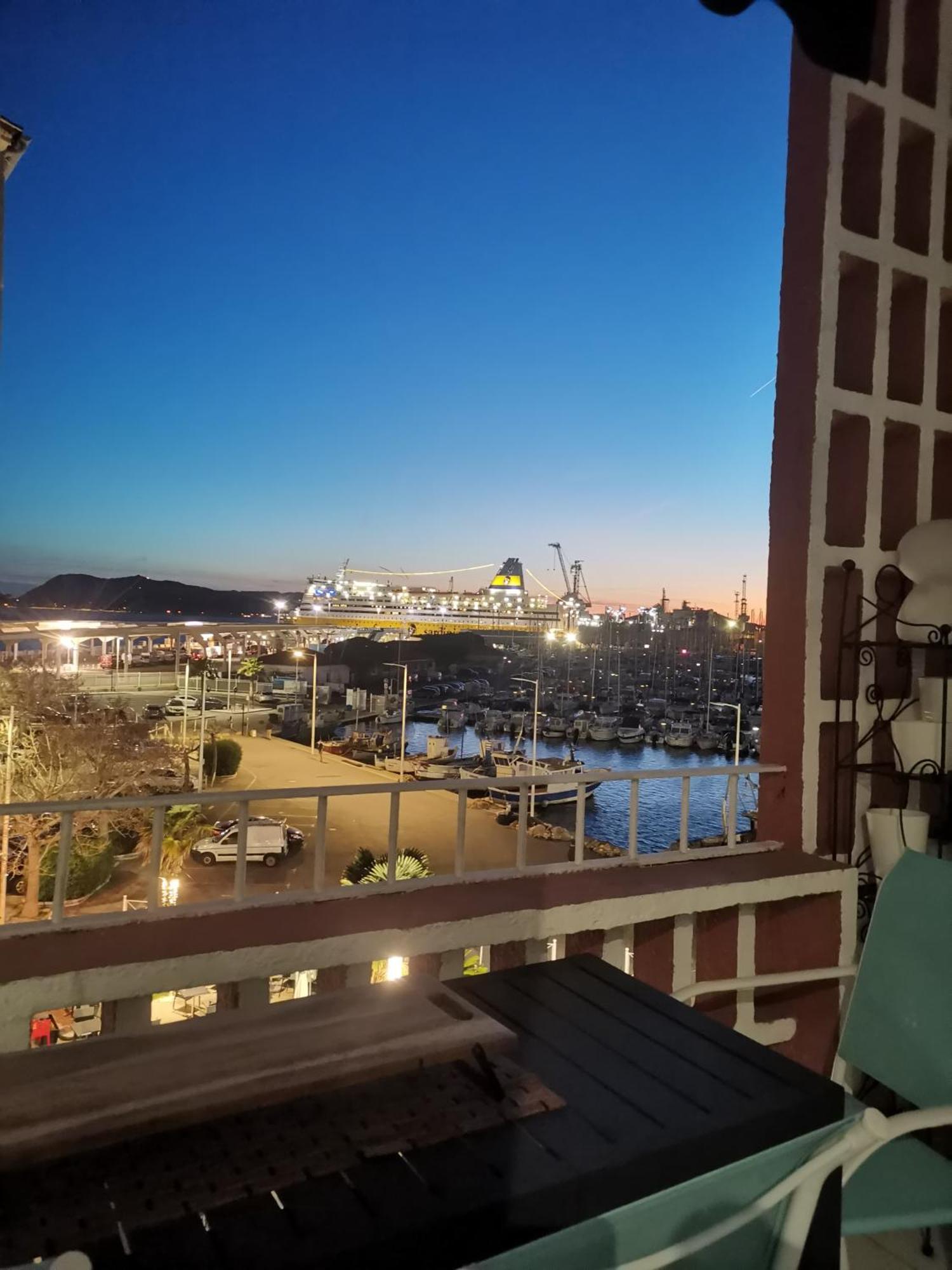 Marina Dream Lägenhet Toulon Exteriör bild